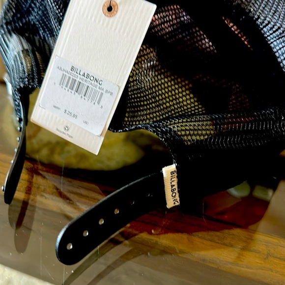 NWT Billabong Heritage Mashup Women's Trucker Hat - Multi / Black - Adjustable - Picture 5 of 8